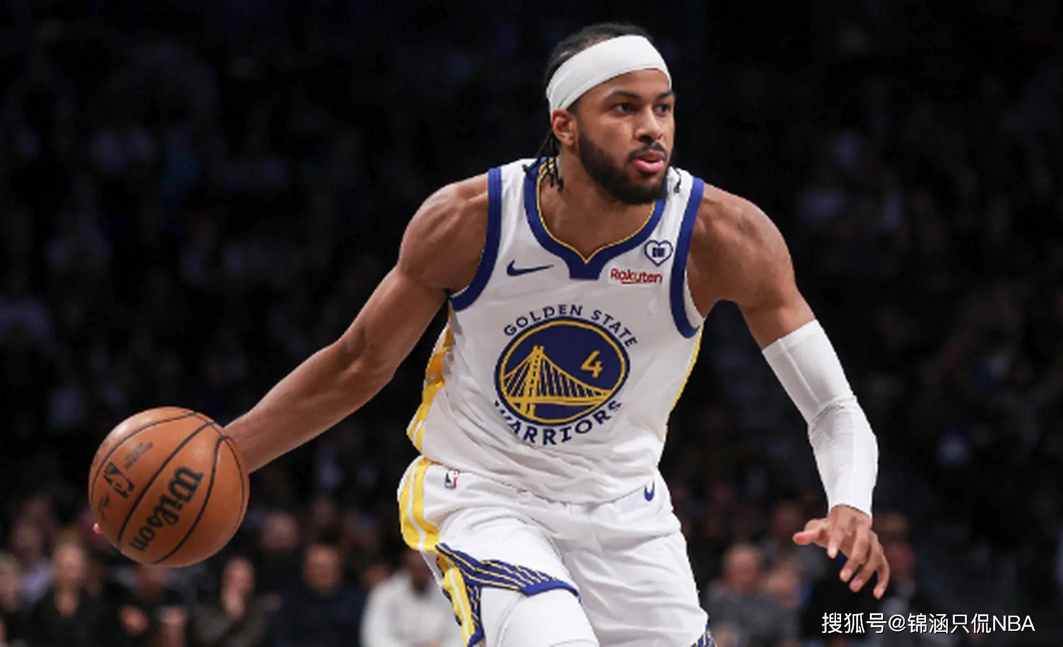 勇士大将因伤退出比赛，球队战力受到考验的简单介绍