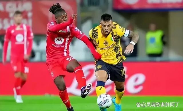 意甲联赛争夺如火如荼，奔赴冠军梦想