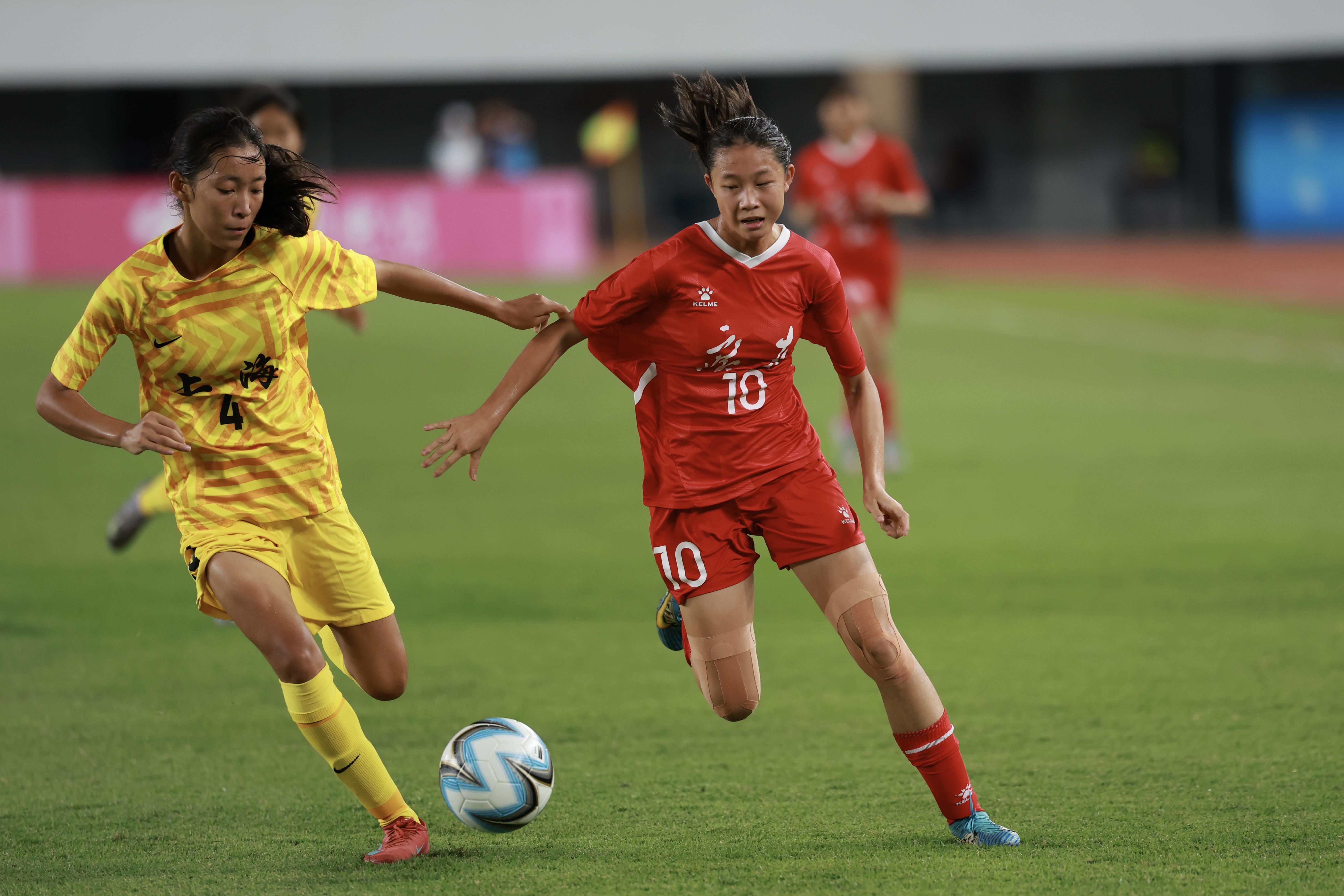 中国女足选手荣获最佳射手奖