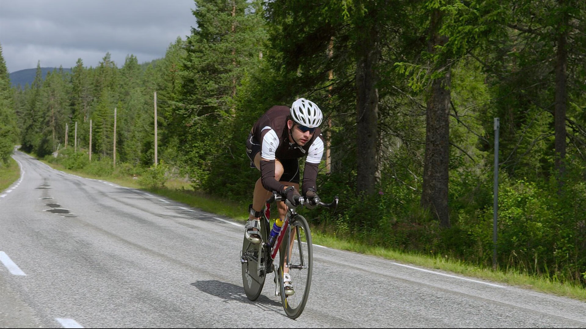 梅西完成自我救赎，韩国生死战取胜亚特兰大，足球之夜的双重启示